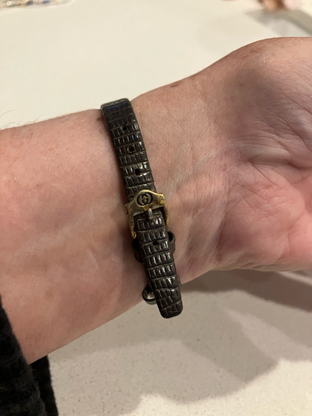 Gucci Brown Leather Strap Watch with Gold Case - Picture 10 of 11